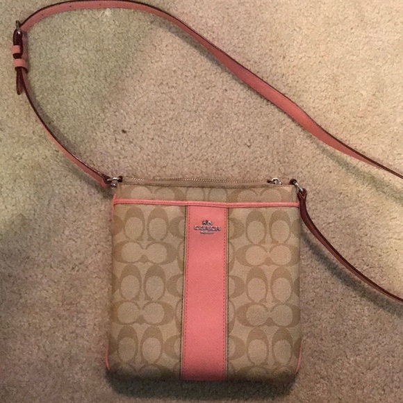 Coach Purse - Picture 1 of 2